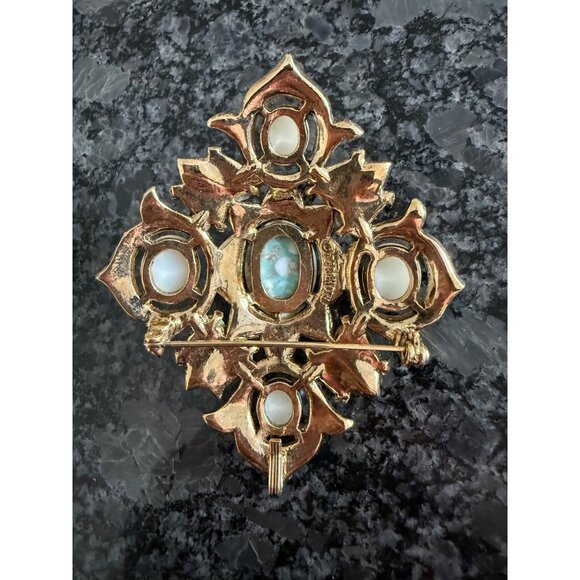 Vintage Sarah Coventry Brooch Faux Turquoise Pearl Stones Gold-Tone Statement - Picture 6 of 8
